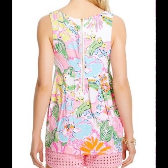 Lilly Pulitzer Nosey Posey V-Neck Top - Picture 2 of 7